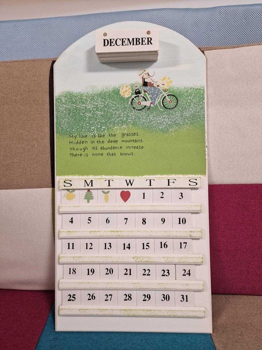 Calendar de copii cu luna si zi din lemn RIDICARE PERSONALA-Sector 1