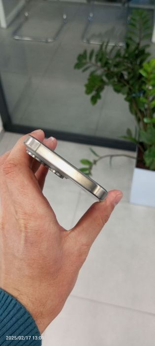 iPhone 15 Pro Max 256g 100 yomks