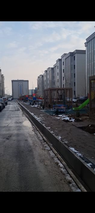 Арендага узок муддатка квартира 3/1/5  Янги Узбекистон