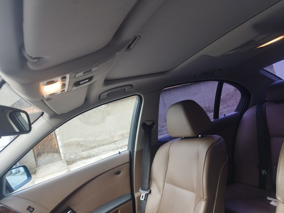 BMW 550 I  378 конски сили