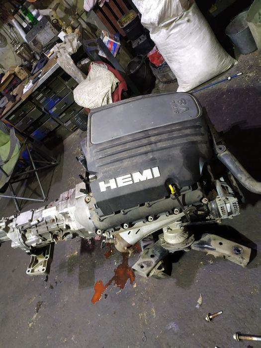 Двигатель hemi 5.7 dodge challenger