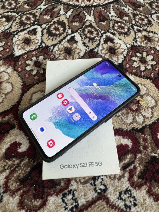 Samsung s21 fe 5G 128gb с коробкой