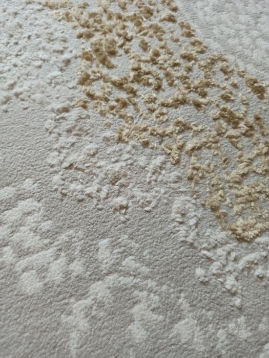 Ковер новый. 180х260 см.