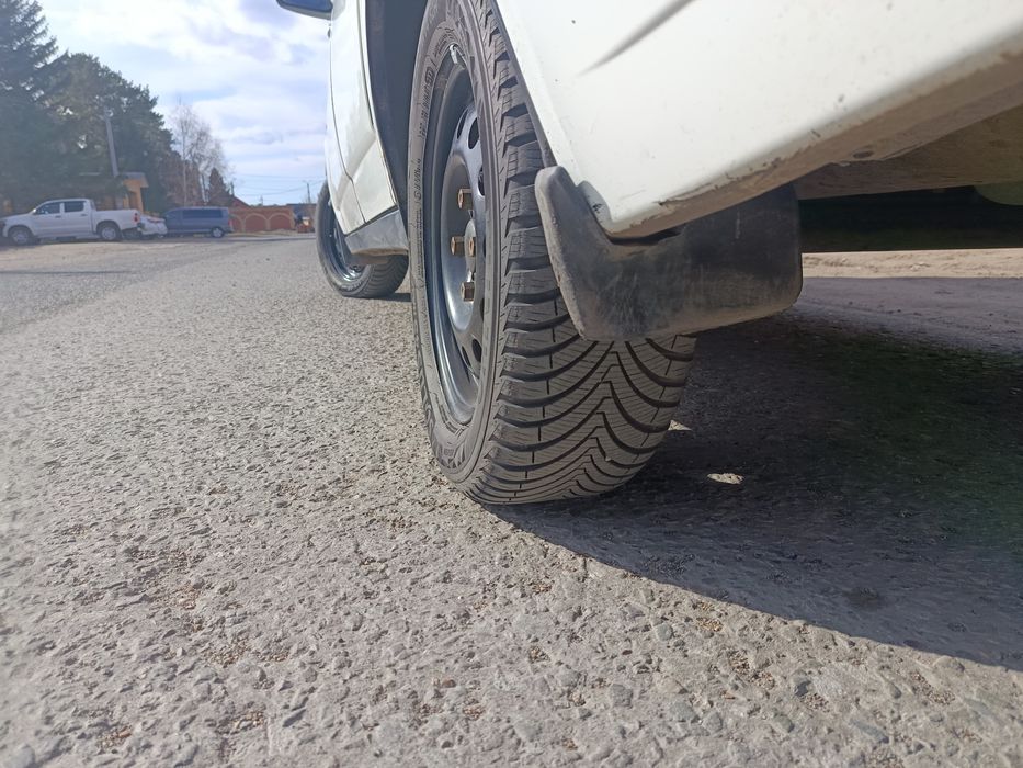 Продам Лада  Приора универсал 2012