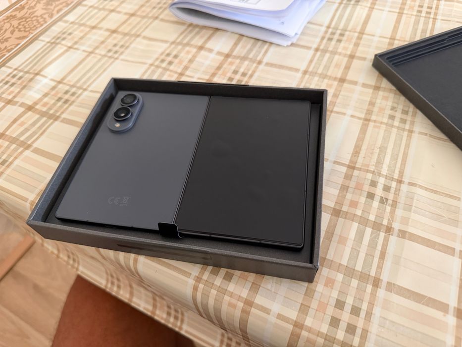 Samsung Galaxy Fold 8
