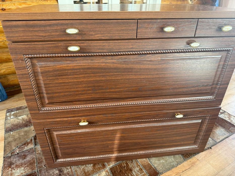 шкаф для прихожей деревянный