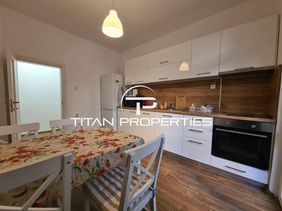 Многостаен апартамент за продажба в кв. Каменица 1