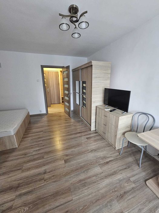 Garsonieră 34 mp, complet mobilată și utilată, renovata integral, bloc mixt – 5 min de metrou Păcii