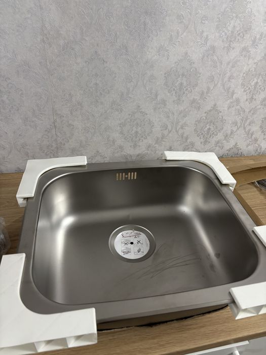 продам кухонную мойку