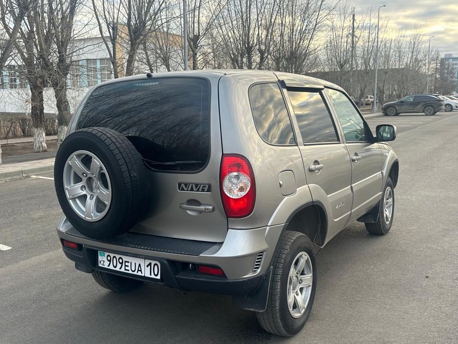 Продами ниву chevrolet