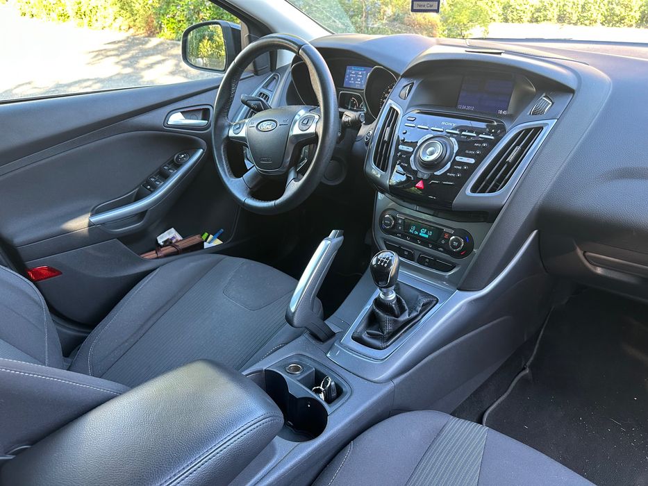 FORD Focus 2012 — imagine 5