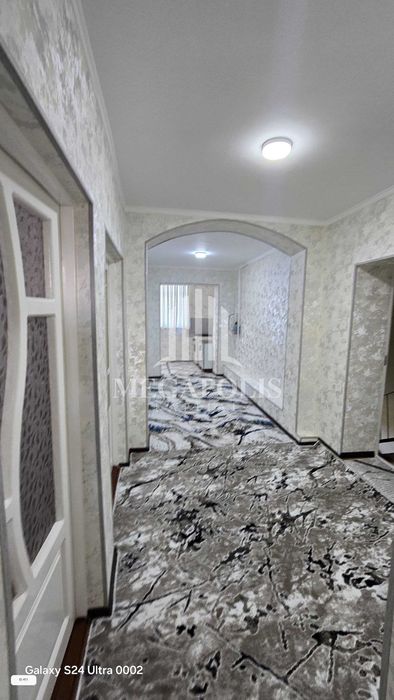 Buxoro 5-mikrorayonda 2 xonali kvartira arzon narxda sotiladi.  №411