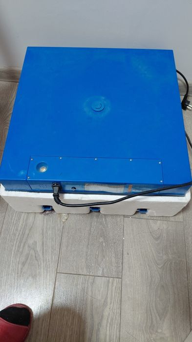 Инкубатор 64 яйцо