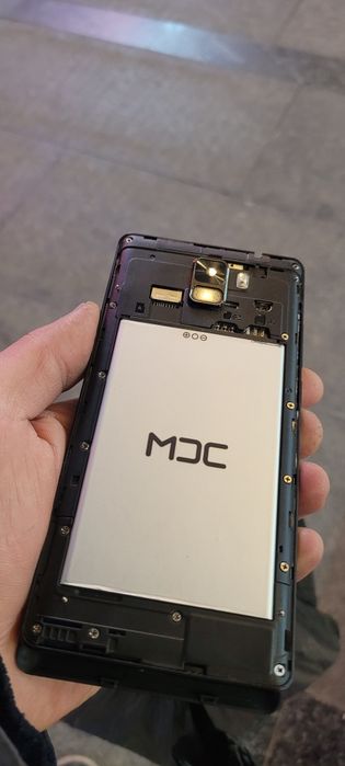 MDC telefon zapchastga