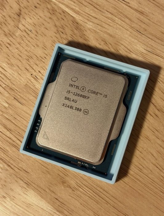 Procesor I5 12600KF stare foarte buna