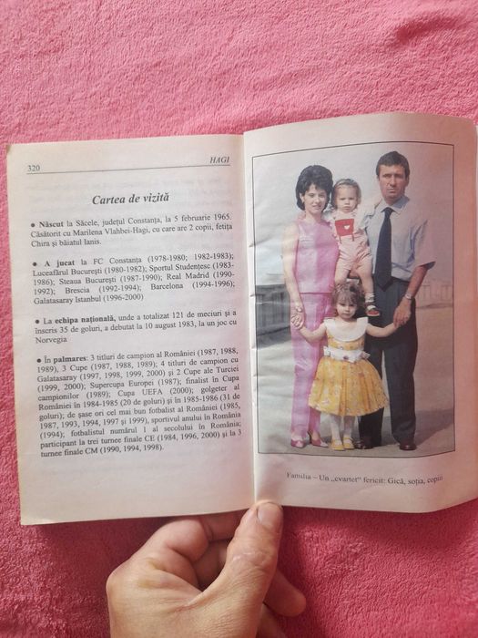vand cartea Hagi, Gh. Nicolaescu, editura Economica, Bucuresti, 2001