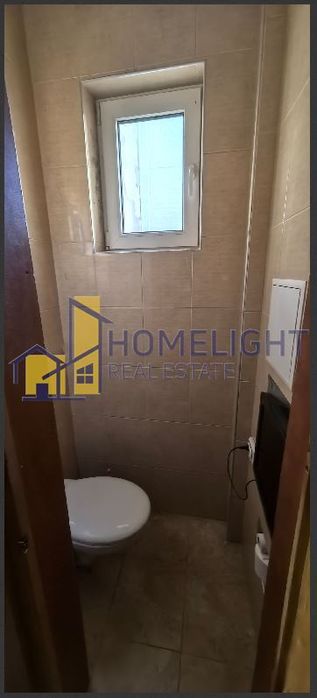 Тристаен апартамент в кв. Център