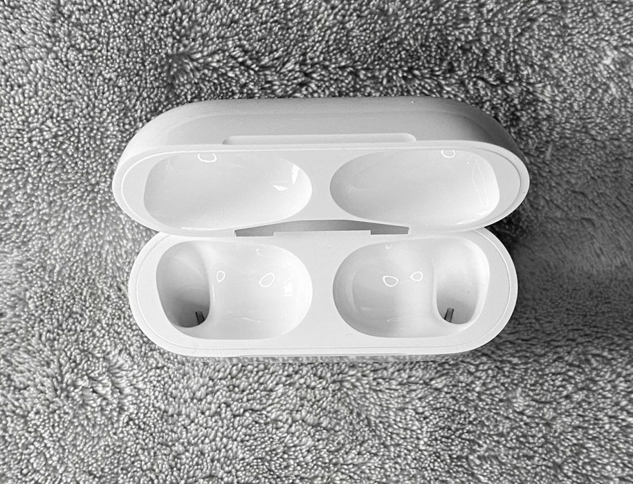 Apple AirPods Pro 2nd Gen Оригинални! Lightning