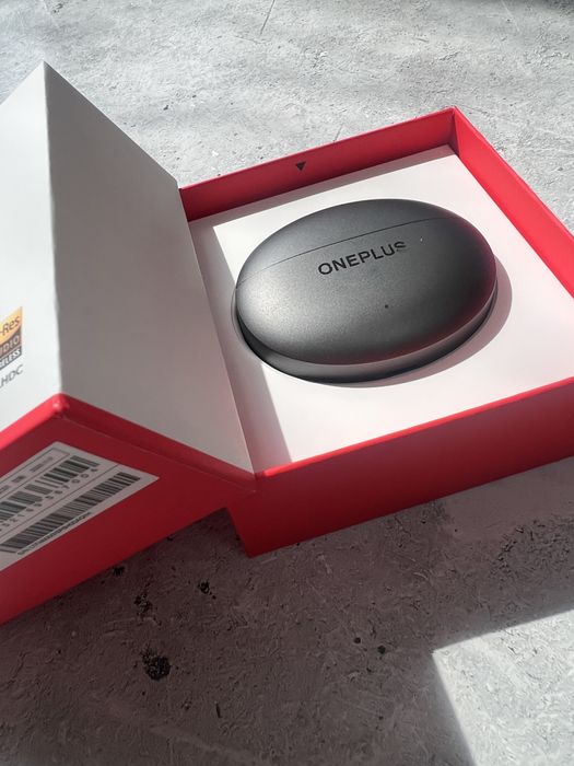 новые наушники oneplus buds 4 черные