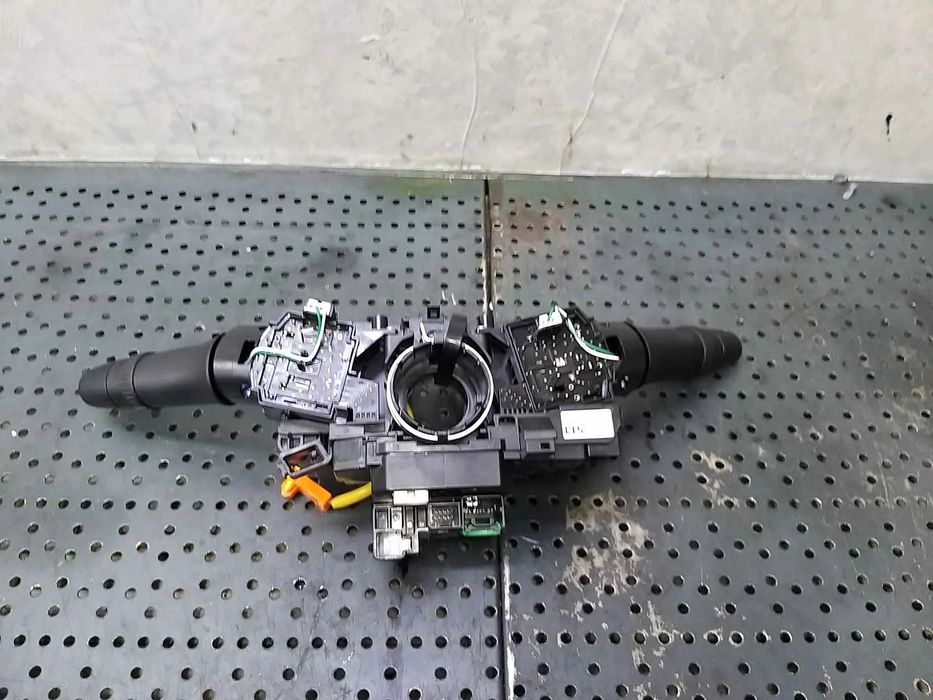 Bloc manete semnalizare stergator parbriz spirala volan mitsubishi asx 8617a513 8600a733 17h858