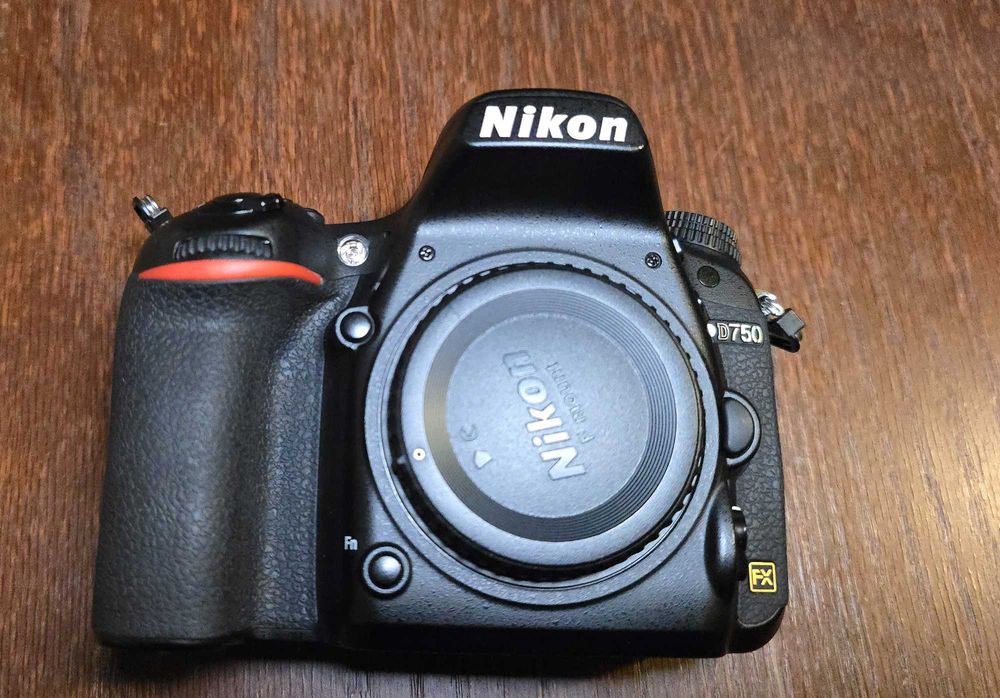 Nikon D750 - 21K кадъра