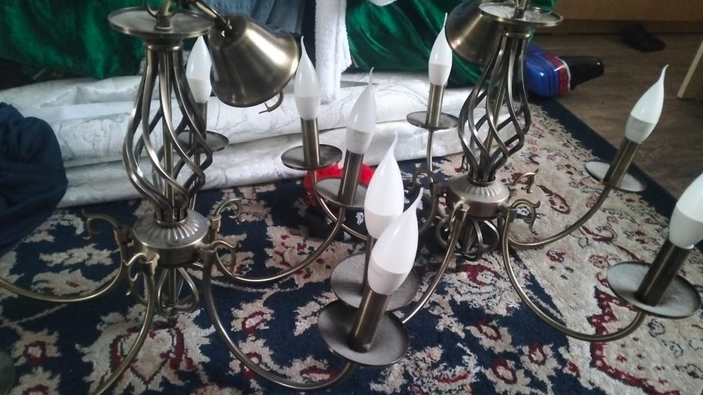 Люстра 2 шт продам