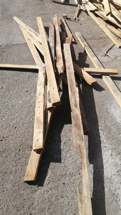 Страпилы, доски.