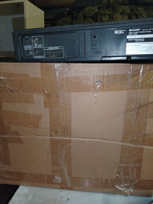 Видео магнитофон моно SHARP