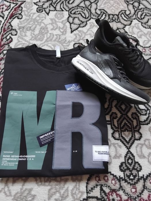 Кроссовки .кеды и туфельки на девочку