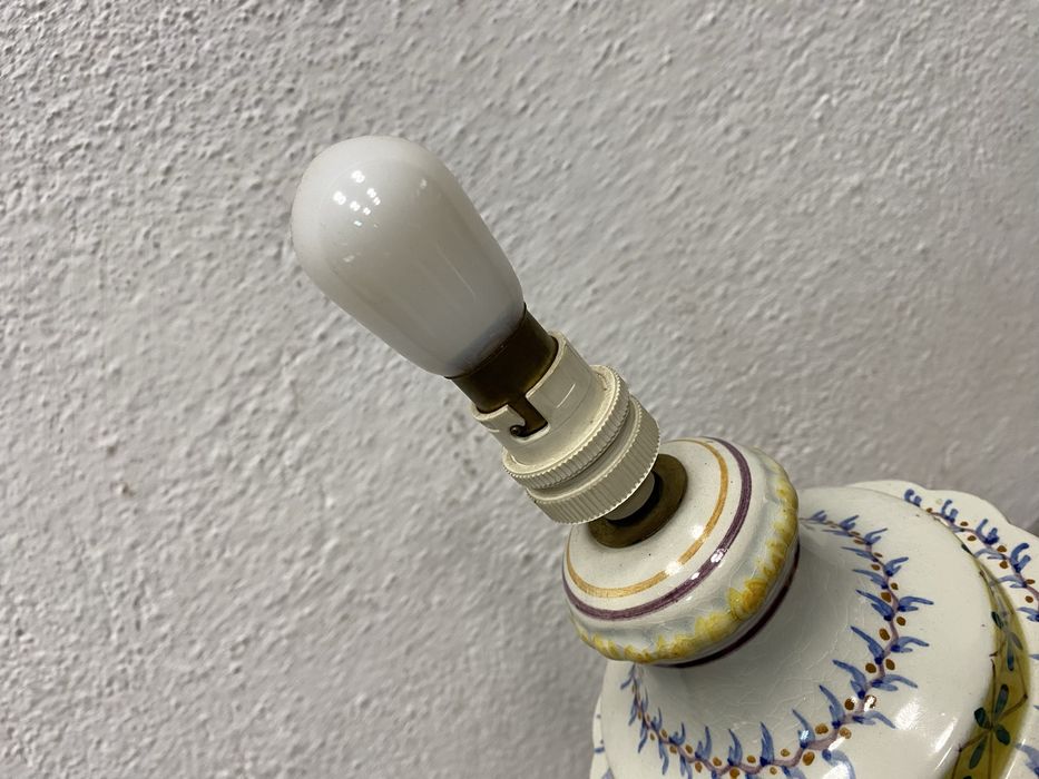 Голяма италианска лампа от порцелан
