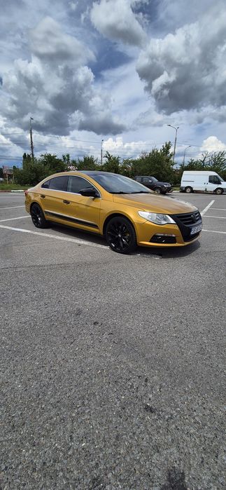 VOLKSWAGEN Passat CC