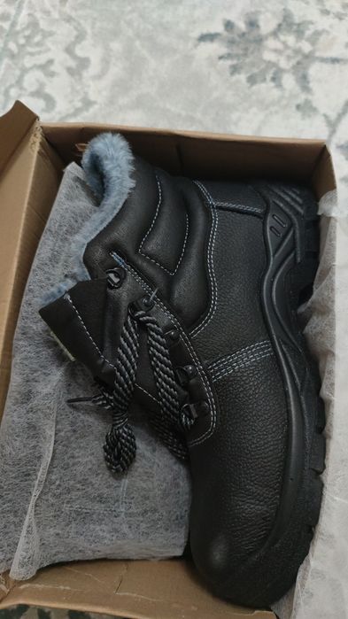 Зимние спецботинки