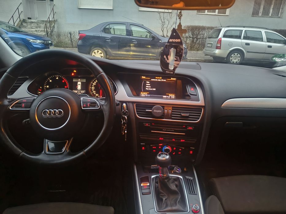 Vând audi a4b8 din 2012