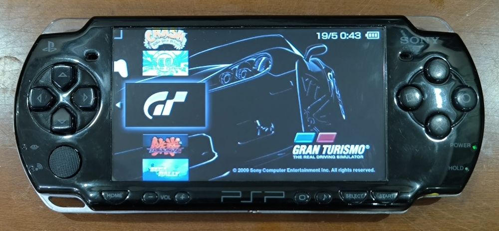 PSP-2000 продам или обменяю