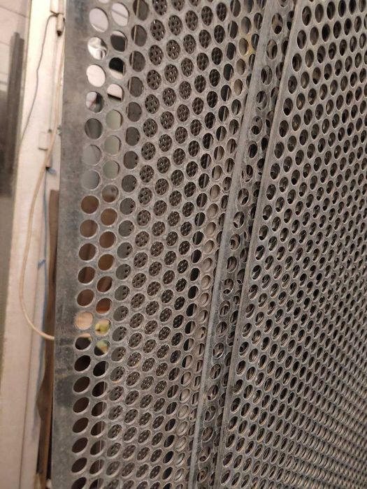 Нержавеющий лист  перфорированная Оцинкованный лист  перфорированная