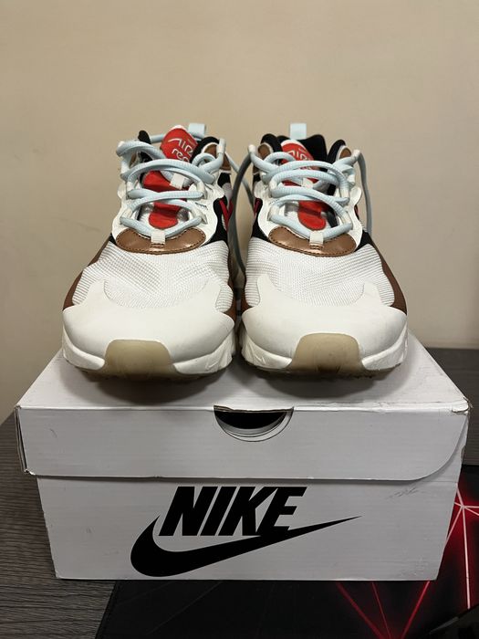 Nike Air Max React 270