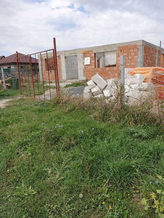 Casa si teren de vanzare in Limanu
