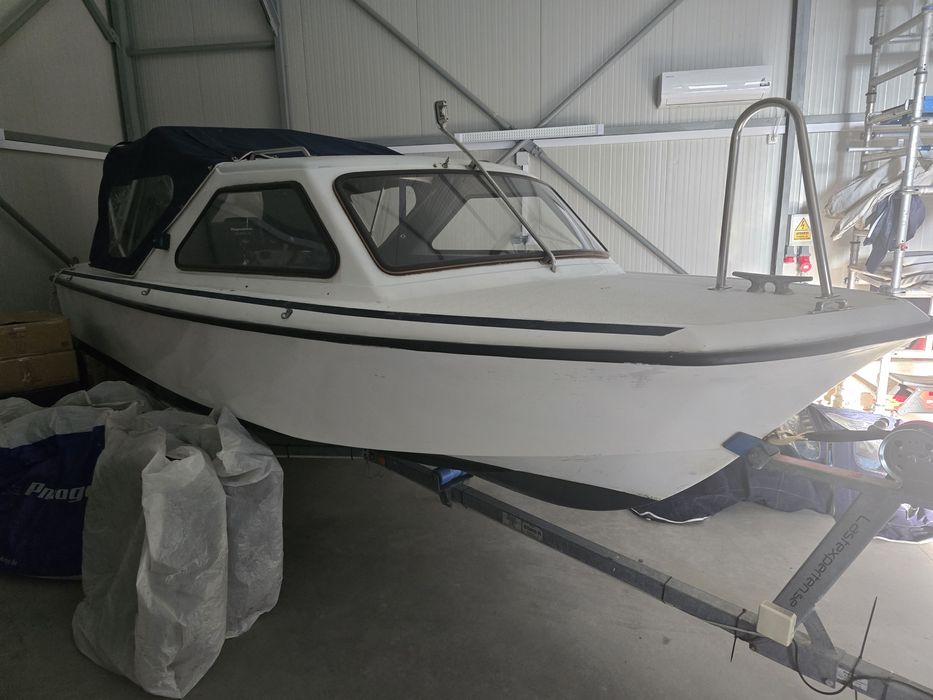 Barca +motor + peridoc