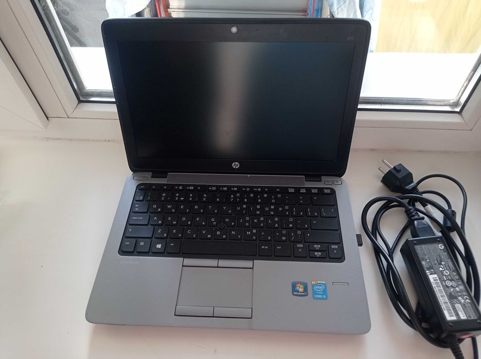 Ноутбук HP Elitebook 820
