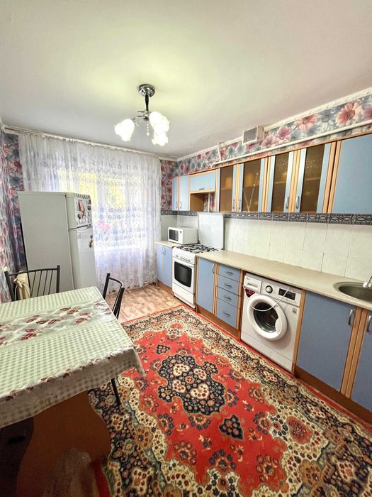 Продаётся 2 комн квартира