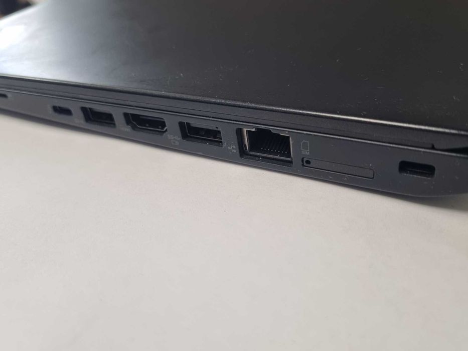 Лаптоп Lenovo ThinkPad  T470s i5 ram 8 256 ssd