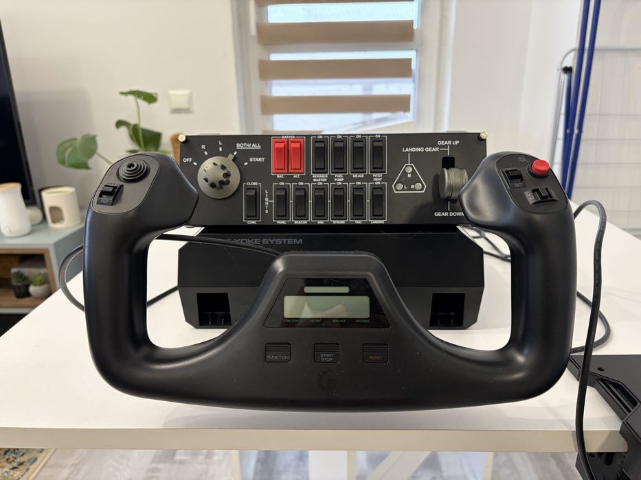 Kit Flight Simulator Logitech Saitek