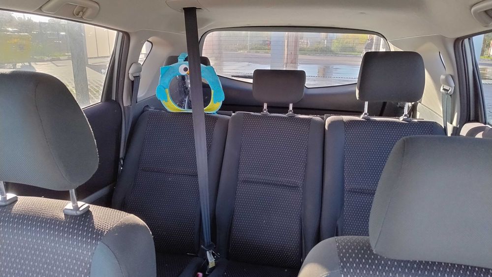 TOYOTA Corolla VERSO 7местна