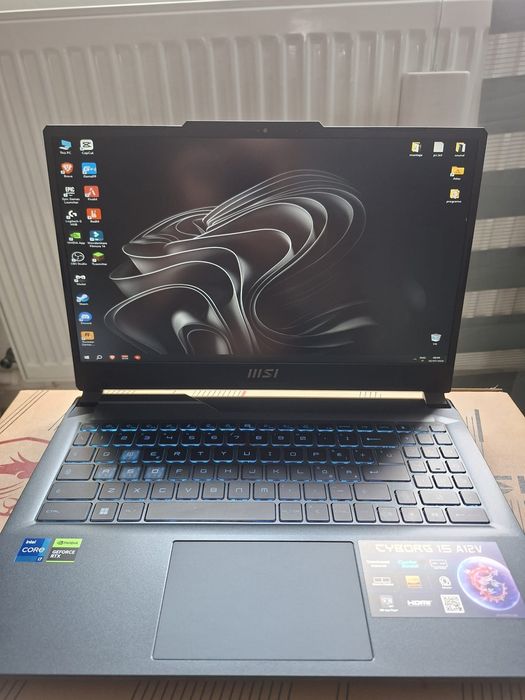 Laptop Gaming MSI Cyborg 15