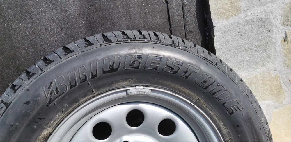 Гуми bridgestone с Джанти Suzuki Jimny