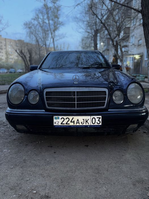 Мерседес w210 e320