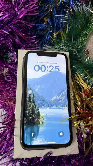 Продам айфон 11