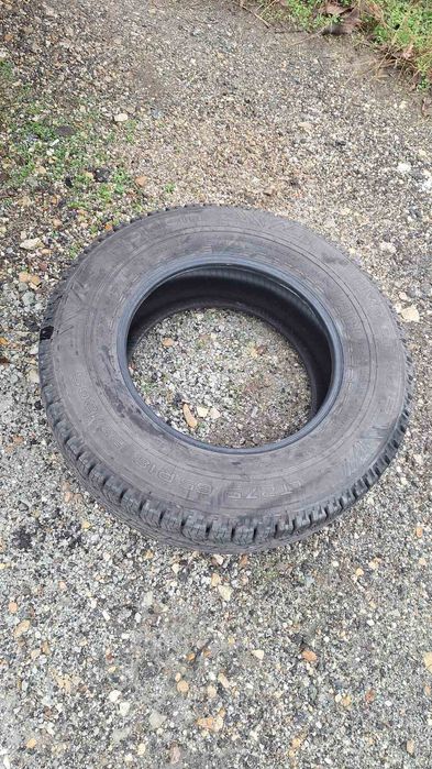 Гуми за Тойота Тундра