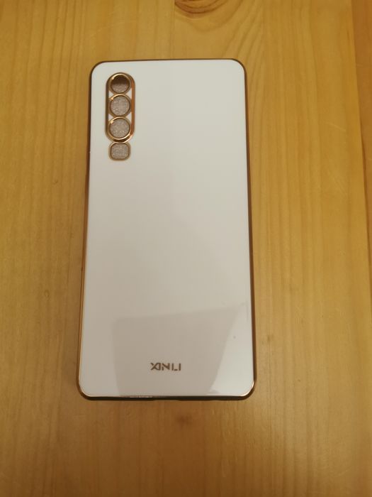 Чехол на Xuawei p30