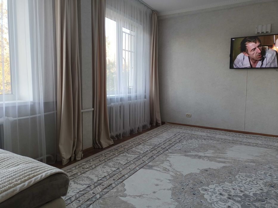 Продам 4-х комнатную квартиру